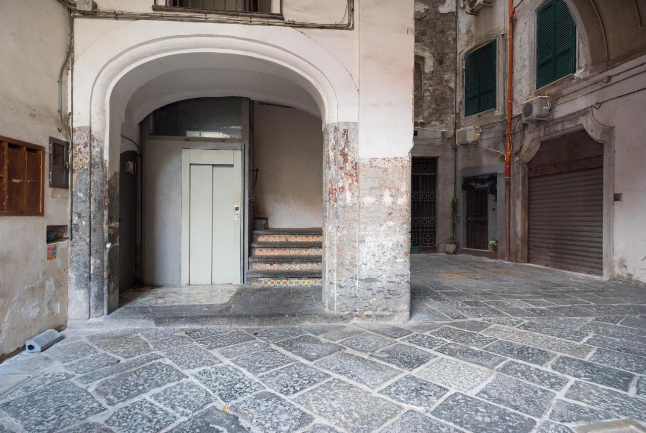 Le Stanze Di Mimi Bed & Breakfast Napoli Eksteriør bilde
