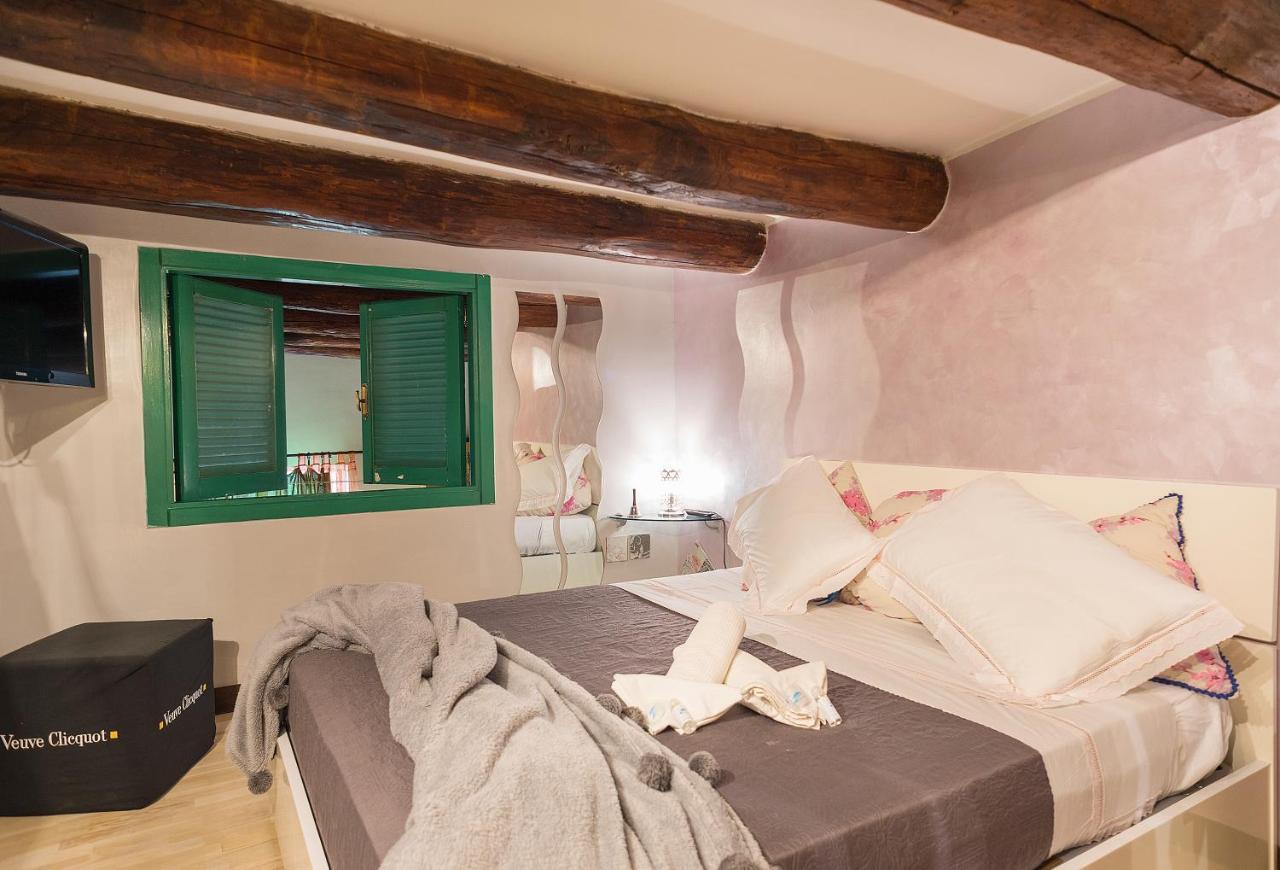 Le Stanze Di Mimi Bed & Breakfast Napoli Eksteriør bilde